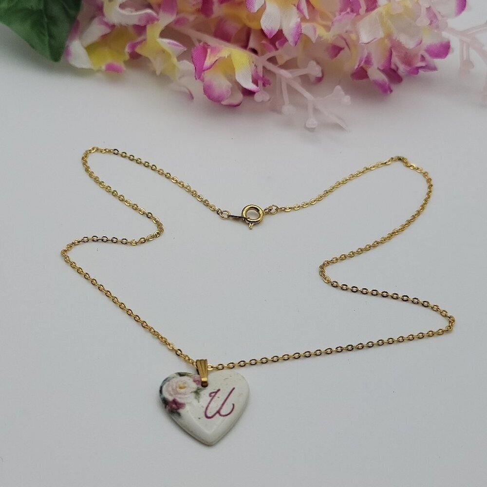 Vintage Gold Tone White Ceramic Heart Pendant Necklace 16 in Dainty Rose Flower